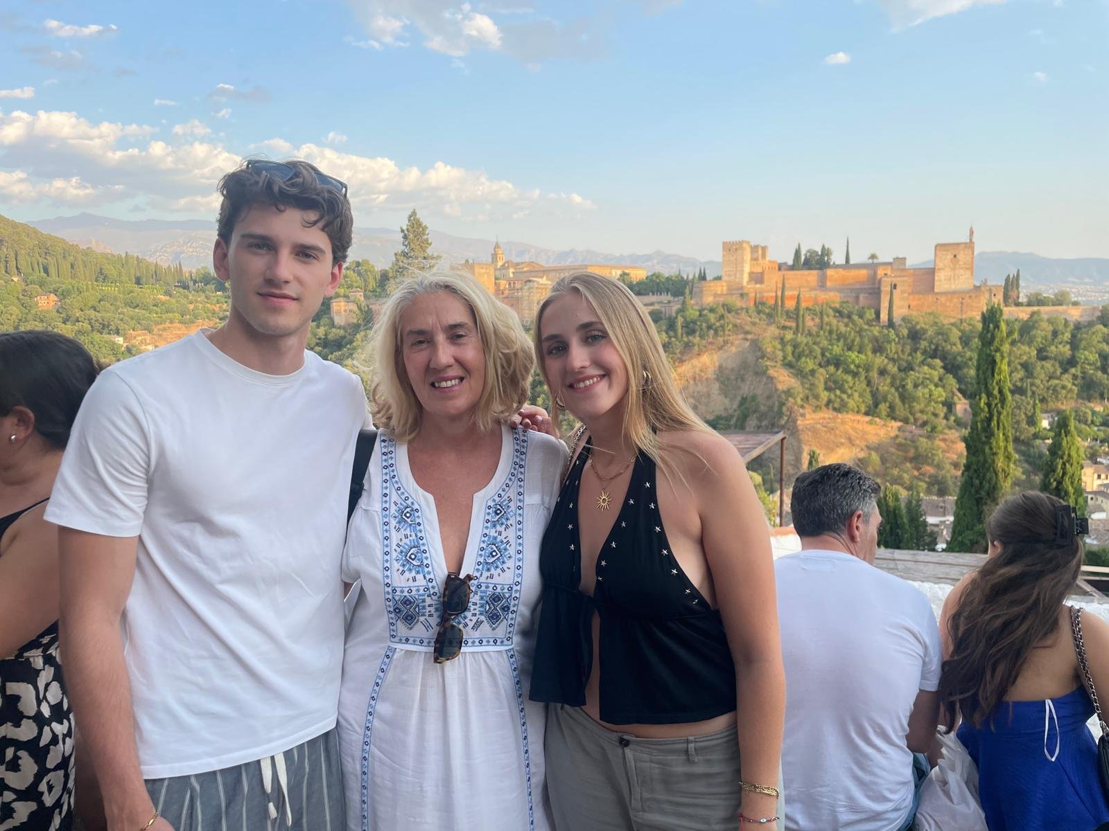 Recuerdos inolvidables con la Alhambra de fondo